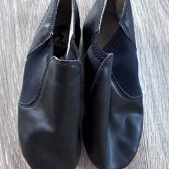 dance shoes