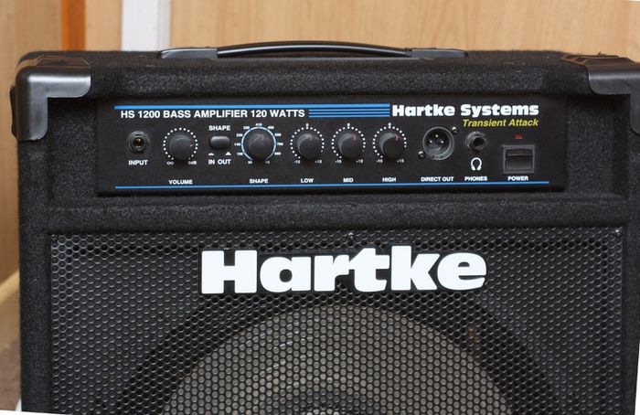 Hartke Kickback 1200 15" bass combo