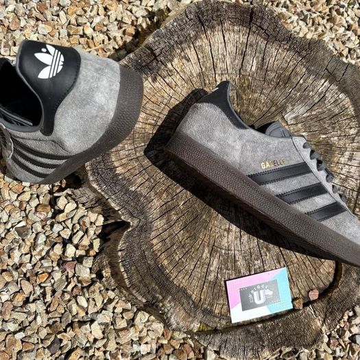 Classic Adidas Gazelle Grey Suede Black
