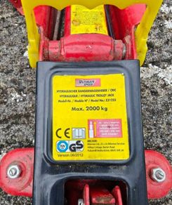 Car jack 2 ton with axle stands