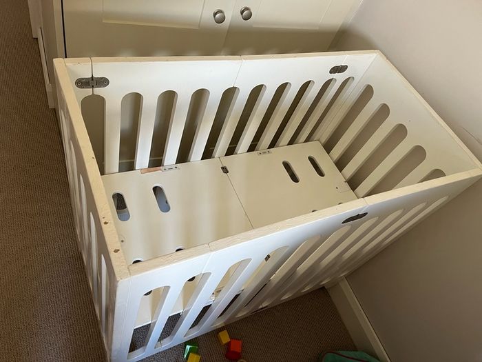 Bloom mini roller cot