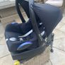 Maxi Cosi car seat + isofix base Image 3