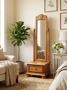 Mirror Stand