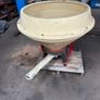 Fertiliser spinner Image 2