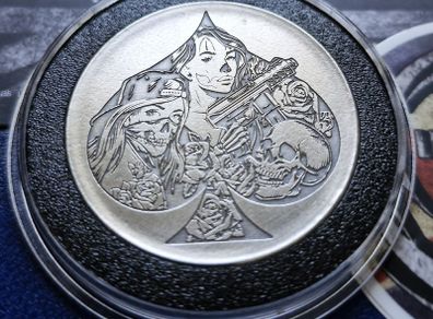 Liquid Metals These Streets .999  silver 30 Gram Round UK