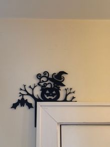 halloween door corner
