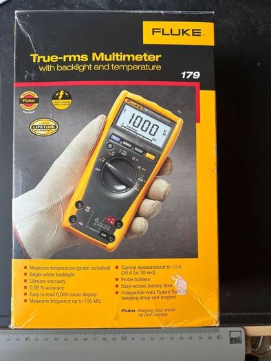 FLUKE 179 True RMS Multimeter