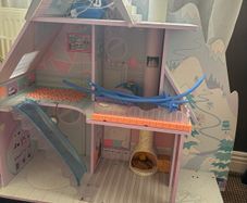 L.O.L doll house