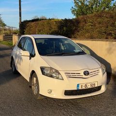 Toyota Auris 2011