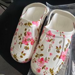 Cloggs Size 5
