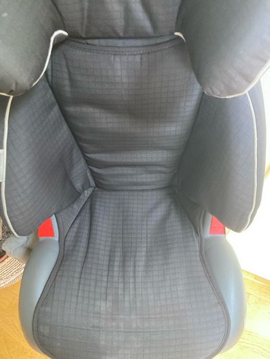 Britax Adventure High-back booster car seat 15-36 kg