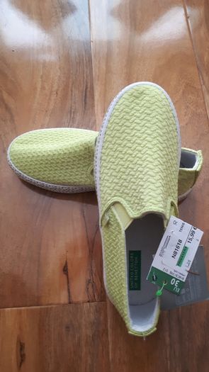 Benetton Sneakers light green for girls, size EU 30