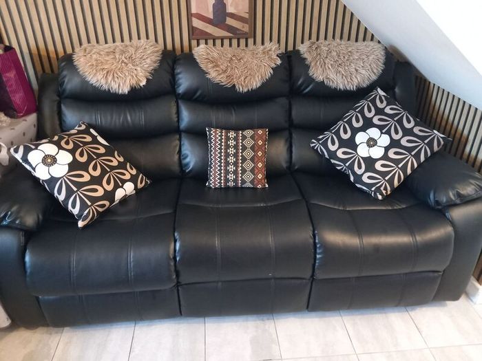 3 Seater leather reclining Sofa