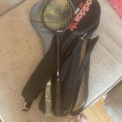4 Squash rackets