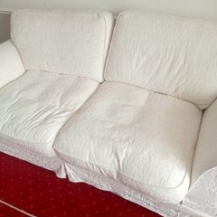 2 white couches