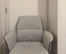 desk chair