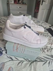 Ladies Casual shoes white