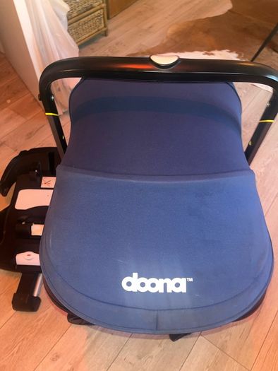 Doona car seat + Isofix