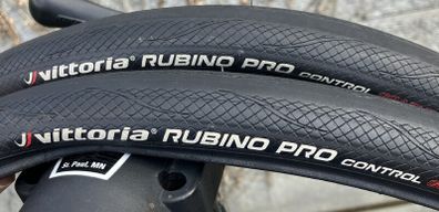 Vittoria Rubino Pro Control 700x25c (pair of tyres)