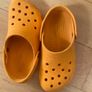 kids crocs unisex size 3 junior Image 9
