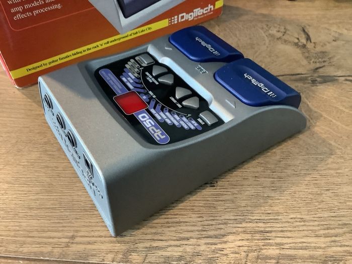 DigiTech RP50 digital multi-effects guitar processor box