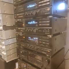 Akai cassette deck