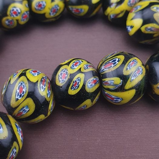 Antique Murano Style Millefiori Glass Beads Necklace 22 inches Strands