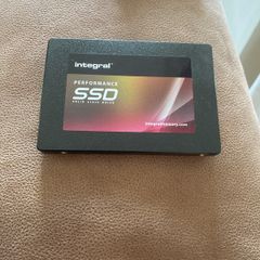 SSD, a 2.5-inch SATA internal drive