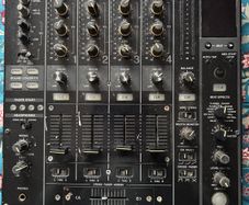 Pioneer DJM 800 Mixer