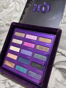 Urban decay limited edition eyeshadow palette