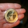 2010 United Arab Emirates Dubai Burj Khalifa Opening Medal Badge Coin Award Image 6