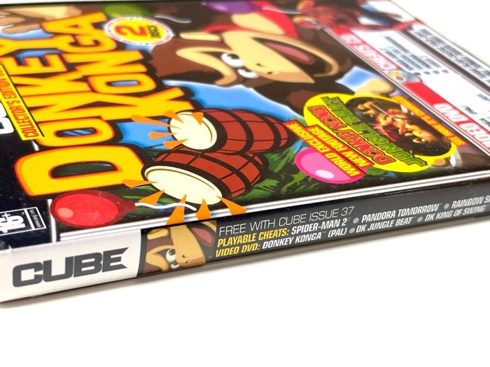 Cube No.37 - Nintendo GameCube Magazine - with Donkey Konga Special Edition 2 Discs