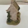 Lilliput Lane Sore Paws Image 4