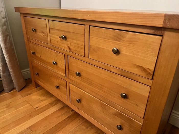 oak chest of drawer