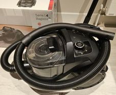 Bosch Serie 4 Bagless
