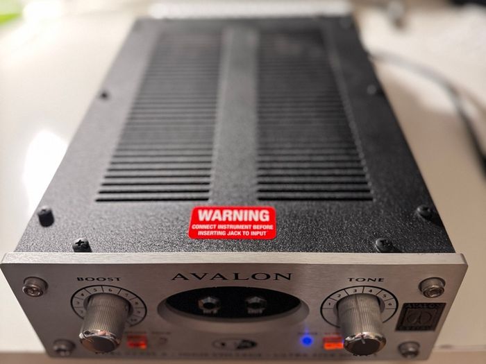 Avalon U5 Class A DI / Instrument Preamplifier