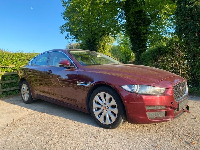 2017 Jaguar Xe Breaking For Parts