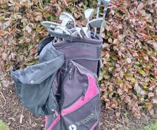 Golf clubs. Ladies or Juvenile