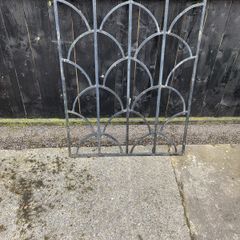 Heavy metal Frame, Metal frame on wheels
