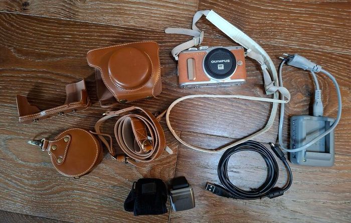 Olympus PEN E-PL 8 Camera body