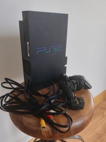 2 x PlayStation 2 Consoles