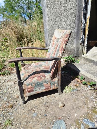 Vintage Irish Country Cottage Armchair Restoration Project / Upcycle