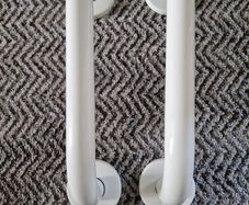Grab rail assist like new