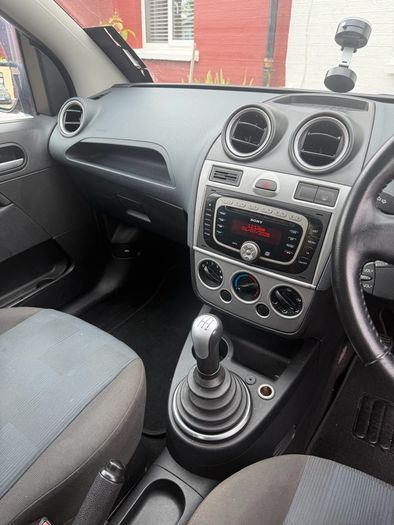 2008 Ford Fiesta