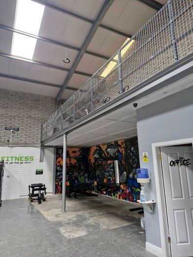 Mezzanine floor