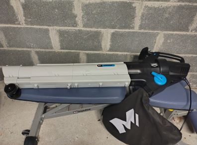Leaf blower