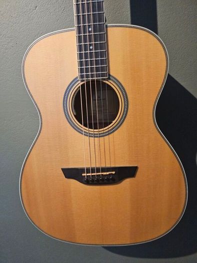 Orangewood Ava live Torrefied Spruce Acoustic Guitar Inc.hard case