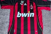 AC Milan 2006/7 retro jersey