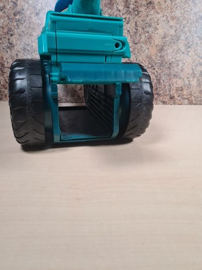 hot wheels CAR CHOMPIN MEGA WREX monster truck with lights and sounds
