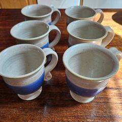 6 large pottery mugs